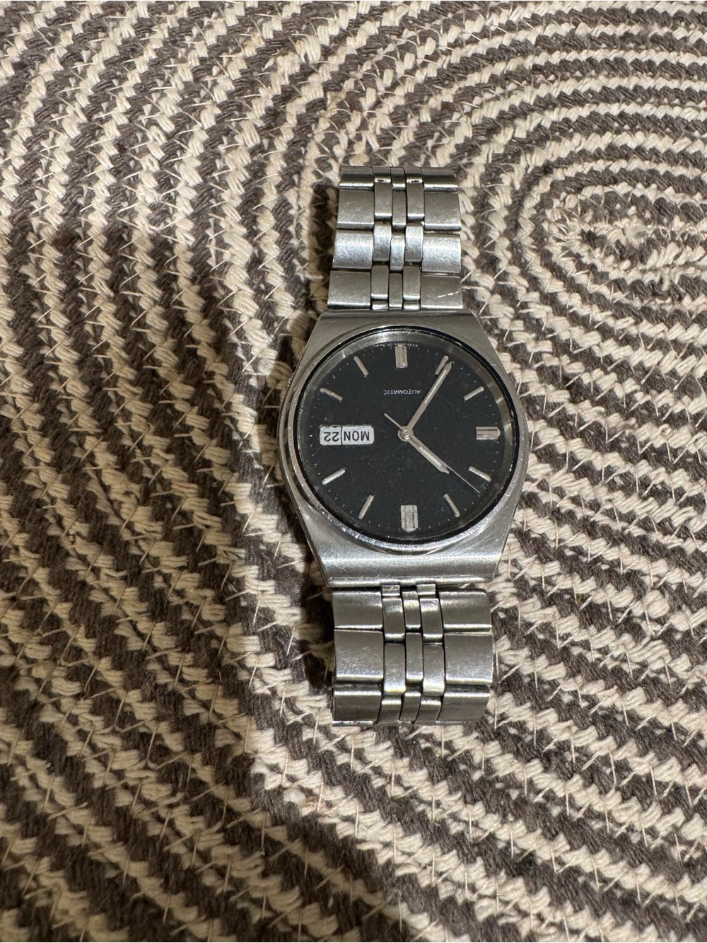 Vintage Seiko Automatic 6309-8830 Mens Watch 35mm Black Dial Day Date